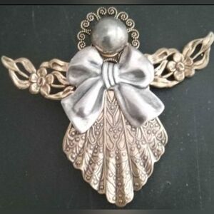 Intricately Designed Two Tone Guardian Angel Pin/Brooch, Beautifully Designed